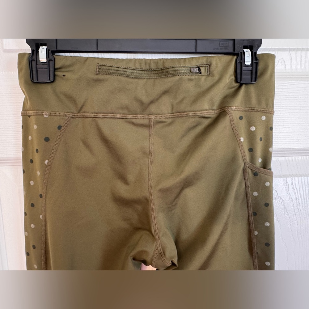 EUC Nike Dri Fit Activewear Leggings with Pockets • Green with Dots - Picture 4 of 6